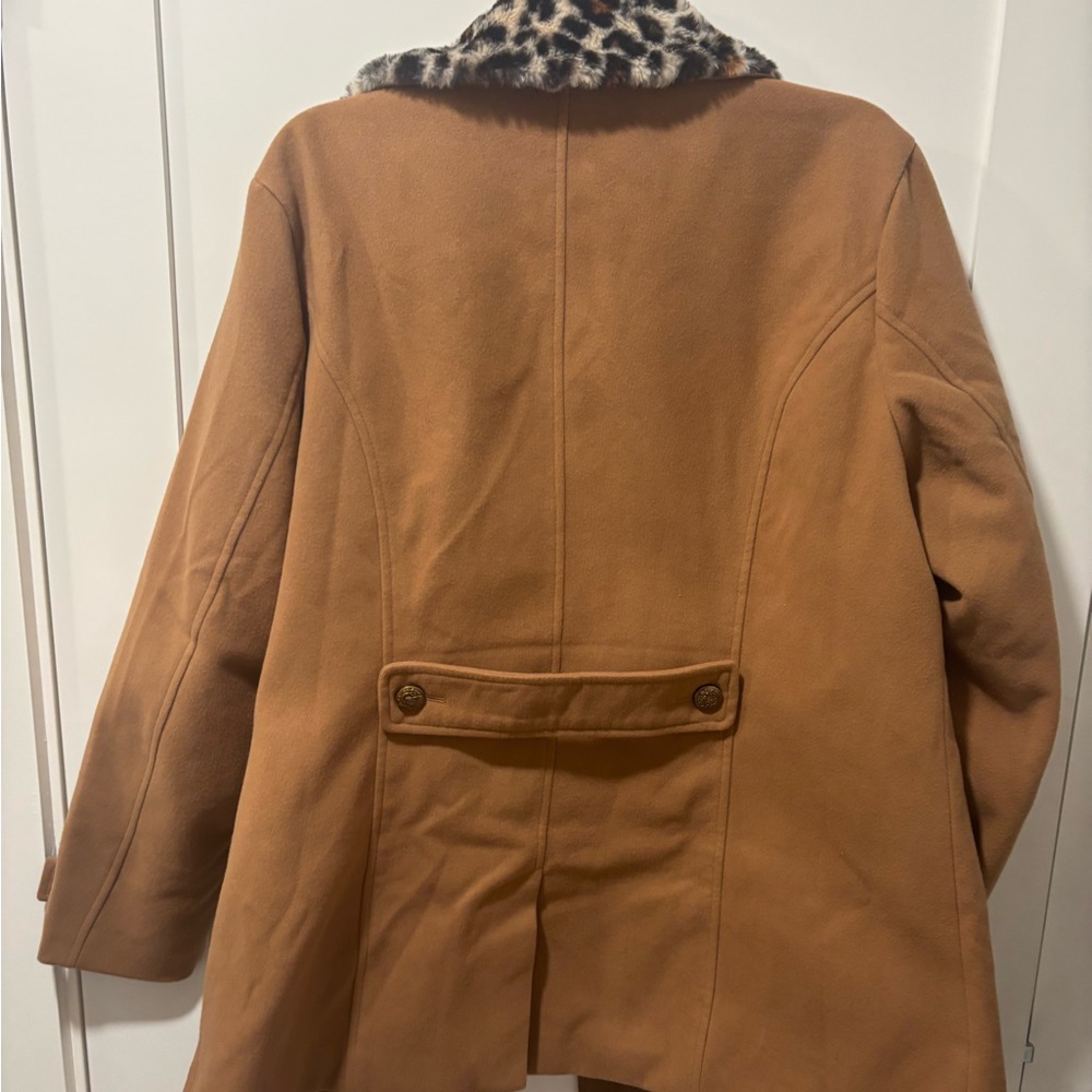 NWOT: Venus beige double breasted coat with leopard print trim, X Large - Picture 8 of 9